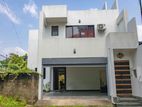 Two storey house for sale in Pannipitiya close Maharagama & Talawatugoda