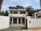 Two-Storey House with Rooftop for Rent – Battaramulla (PHB117)