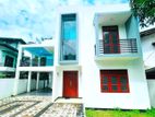 Two Storey Modern House for Sale in Kottawa Uduwana