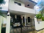 Two Storied Best House Sale Athurugiriya