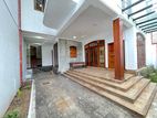 Two Storied House For Rent at Bambalapittya, Colombo 4