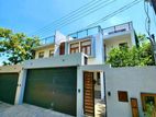 Two Storied House For Sale In Talawatugoda , Colombo