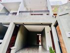 💁 Two story brand new luxury house for rent with furniture in kottawa