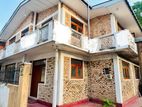 Two Story Commercial Building for Rent in Ratmalana