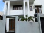 Two-Story House for Rent at Kesbewa (BRe 200)