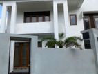 Two-Story House for Rent at Maharagama (BRe 170)