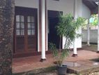 Two Story House For Rent In Raththanapitiya