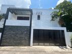 Two Story House for Rent in Thalawathugoda