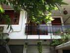 Two Story House for Sale in Colombo 5 - Ch1076