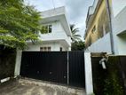 Two story house for sale in HOMAGAMA DIYAGAMA KIRIWATHTHUDUWA