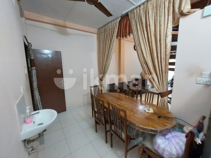 Two Story House For Sale in Kawdana Dehiwela ikman