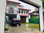 Two Story House For Sale In Piliyandala .