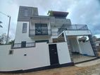 Two-Story House with Rooftop for Sale in Athurugiriya (Ref: H21161)