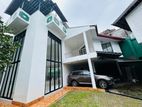 💁 Two story luxury house for rent in nugegoda