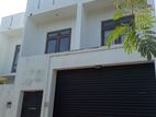 Two Story Modern House for Sale in Athurugiriya Galwarusawa Road
