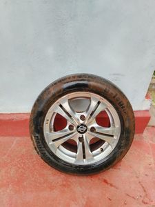 14 Alloy Wheel with used tyre for Sale