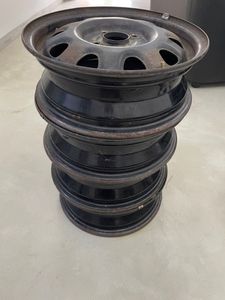 Suzuki Swift 14 Inch Rim Set for Sale Suzuki Swift 14 Inch Rim Set for Sale