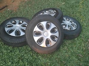145/80/R13 Rim Set with Cups Tires for Sale