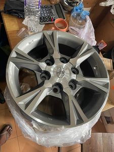 15 Size Toyota KDH Dark Prime Alloy Wheels Set for Sale