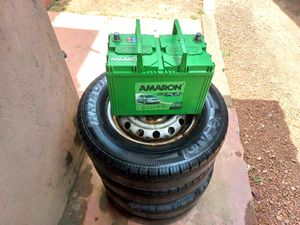 155 X 12 Tyres with Amaron Battery for Sale