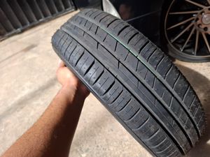 185/60 R 15 Ceat Tyre for Sale 185/60 R 15 Ceat Tyre for Sale