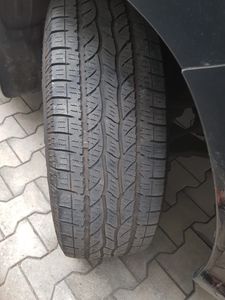 265/65R/17 Tire Set with Rims for Sale