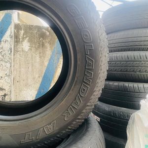 275-65-17 Yohokohoma Used Tire Set for Sale