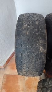 285/65 Bridgstone Tyres for Sale