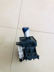 4439 - Gear shifter-ZVW30 for Sale