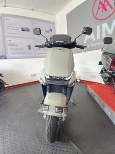 Aima Maverick White 2025 for Sale