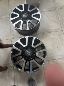 Toyota Land Cruiser Alloy Weels 265x 65x17 for Sale