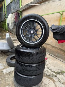 Alloy wheel 195/55 ZR 15 85W for Sale