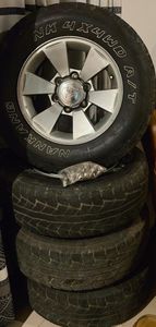 Alloy Wheel Set with Tyres 235/70 R16 for Sale