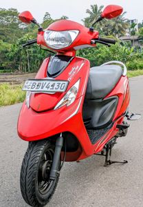 Aprilia ZEST 2016 for Sale