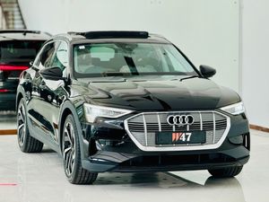 Audi e-tron Q8 50 Quattro S Line 2024 for Sale