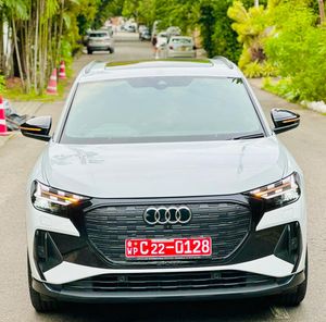 Audi Q3 Q4 Vorsprung SLine 2024 for Sale