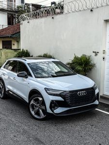 Audi Q4 E-Tron S Line BRAND NEW TOP SPEC 2023 for Sale