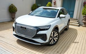 Audi Q4 Etron S55 2024 for Sale