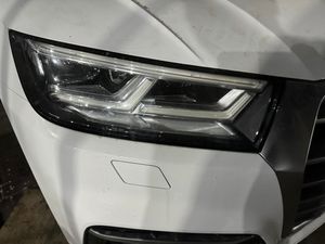 Audi Q5 Head Light for Sale