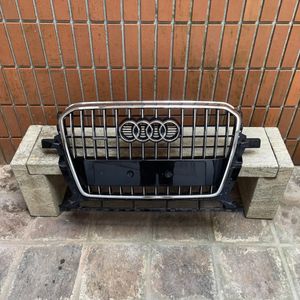 Audi Q5 Main Grill - Brand New for Sale