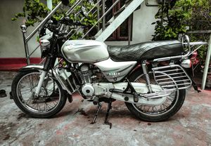 Bajaj Boxer 2004 for Sale