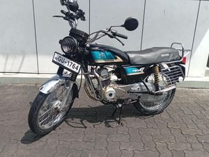 Bajaj Boxer 2002 for Sale
