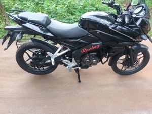 Bajaj Pulsar 150 uced 2016 for Sale
