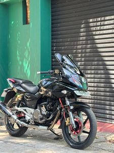 Bajaj Pulsar 220F 2010 for Sale
