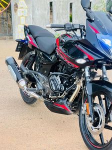 Bajaj Pulsar 220F 2012 for Sale