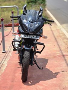 Bajaj Pulsar 220F 2012 for Sale