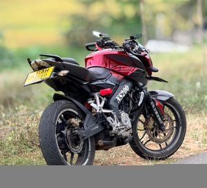 Bajaj Pulsar NS200 2015 for Sale