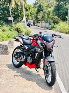 Bajaj Pulsar NS200 2017 for Sale