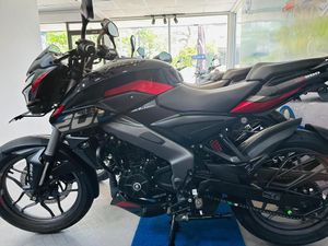 Bajaj Pulsar NS200 Black 2025 for Sale