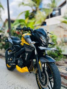 Bajaj Pulsar NS200 Trim 2019 for Sale